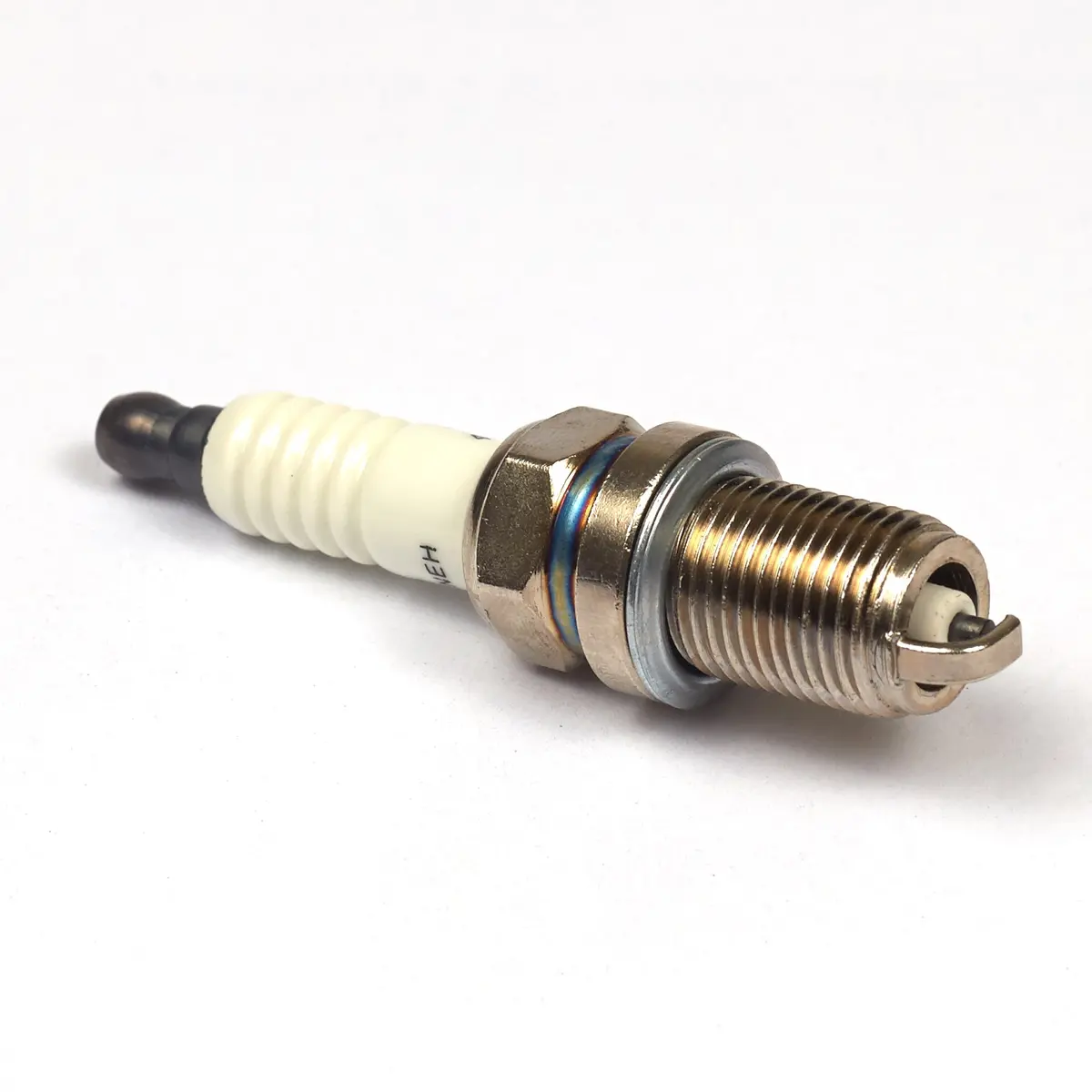 Briggs & Stratton 5092K Spark Plug 1
