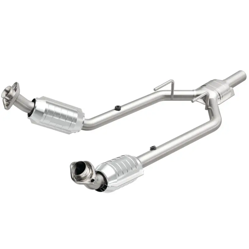 Magnaflow Direct-Fit Catalytic Converter For 1996–1997 Ford Thunderbird And Mercury Cougar 1